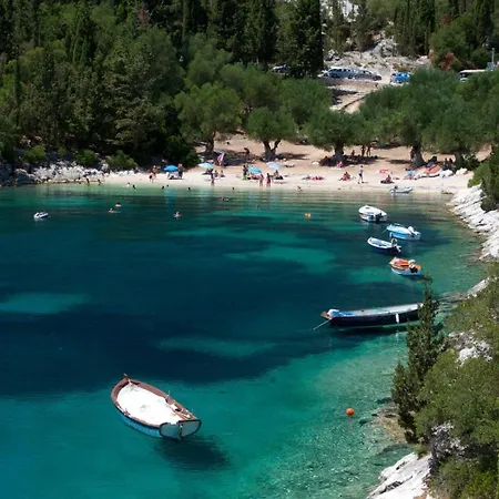 Luxury Seafront Liberty With Pool In Villa *